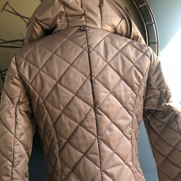 Tahari Down Diamond-quilted Puffer Coat - Picture 7 of 9